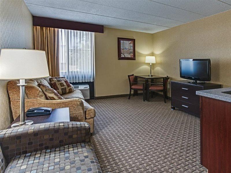 Holiday Inn Express - Fall River North Ngoại thất bức ảnh