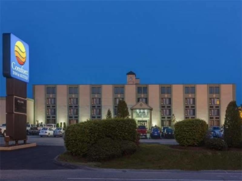 Holiday Inn Express - Fall River North Ngoại thất bức ảnh