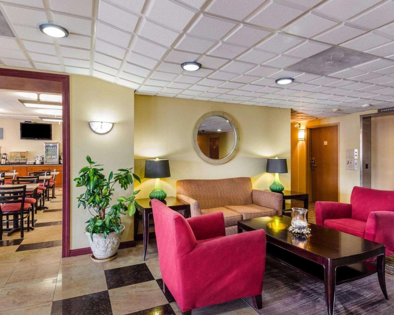 Holiday Inn Express - Fall River North Ngoại thất bức ảnh