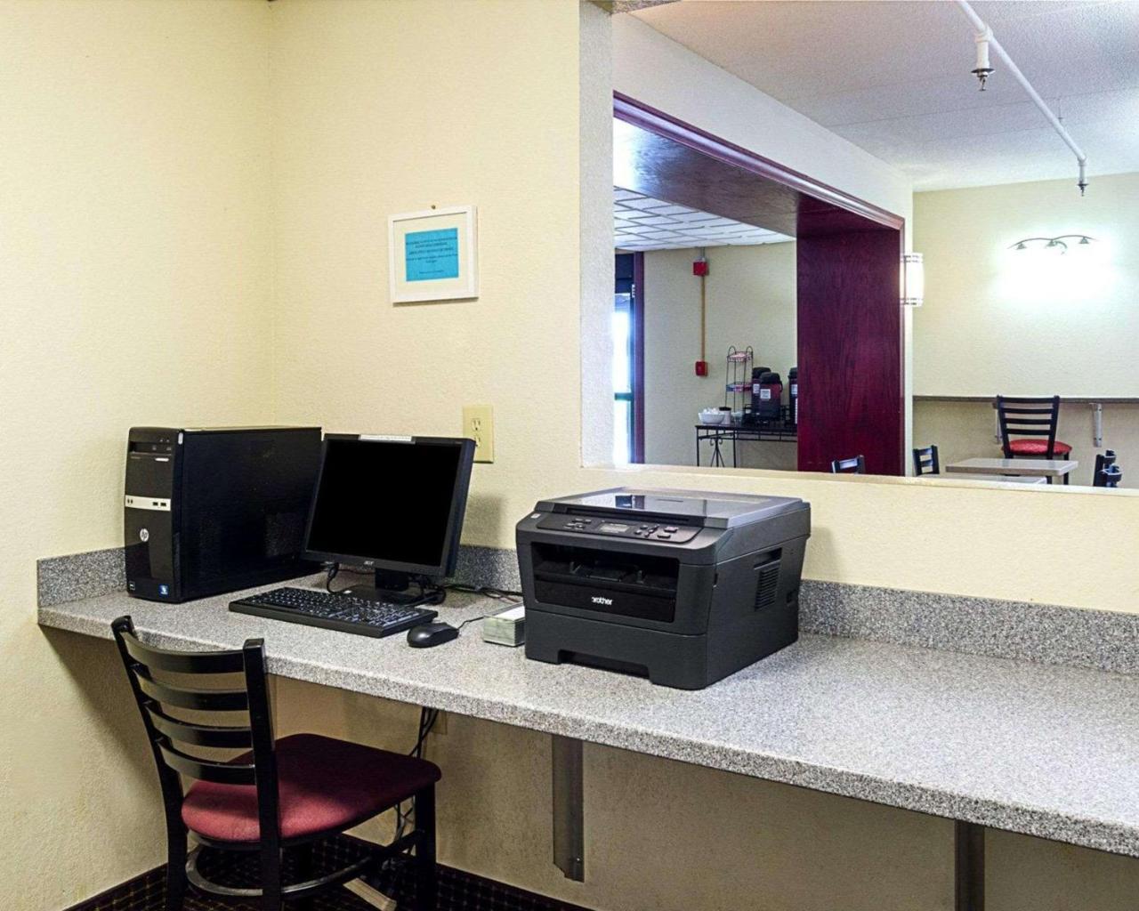 Holiday Inn Express - Fall River North Ngoại thất bức ảnh