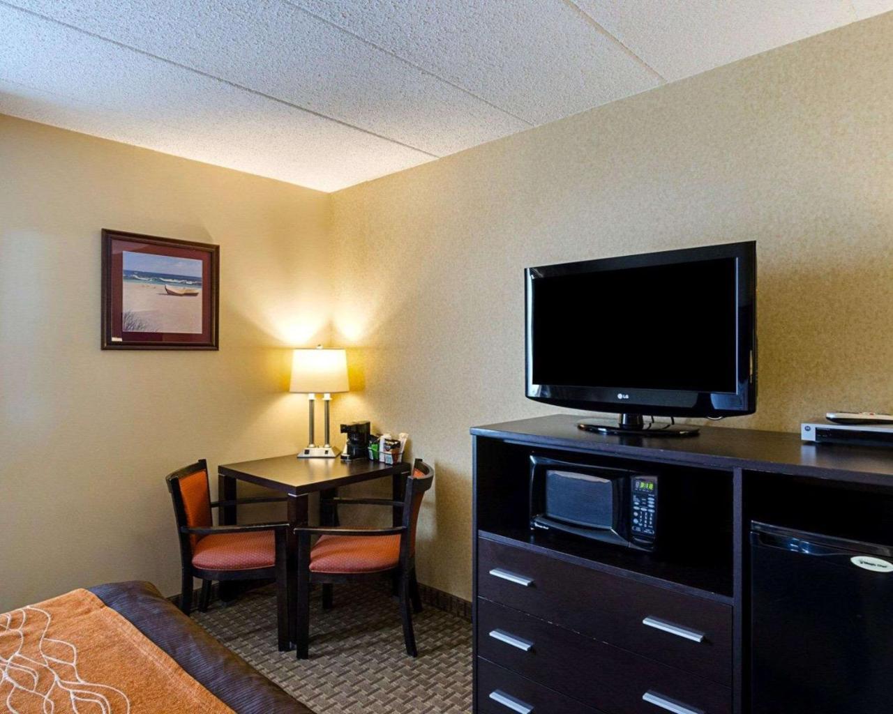 Holiday Inn Express - Fall River North Ngoại thất bức ảnh